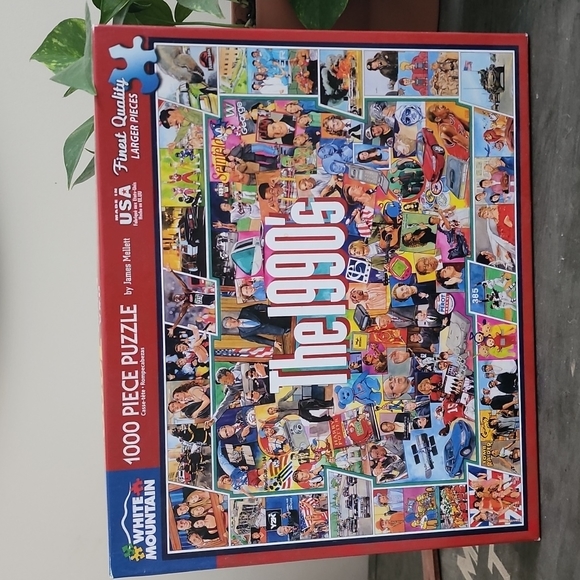White Mountain 1000 piece puzzle: The 1990s - Picture 2 of 2